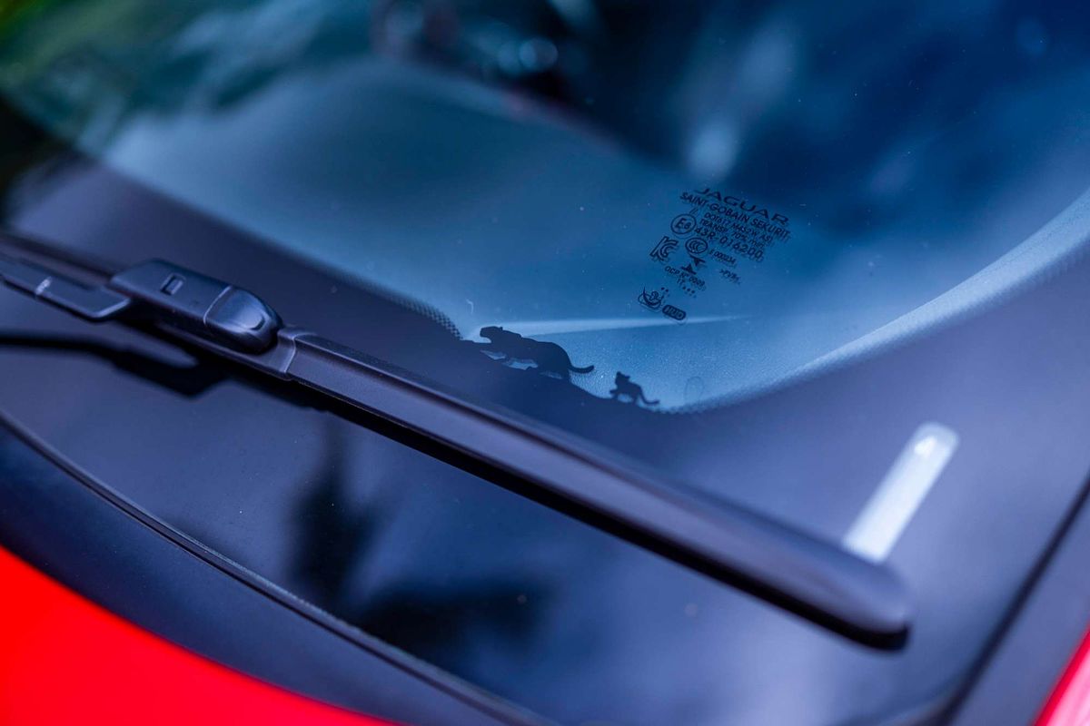 2018 Jaguar E-PACE P250 R-Dynamic First Edition X540