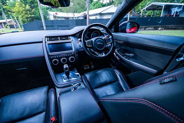 2018 Jaguar E-PACE P250 R-Dynamic First Edition X540