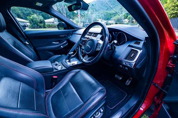 2018 Jaguar E-PACE P250 R-Dynamic First Edition X540