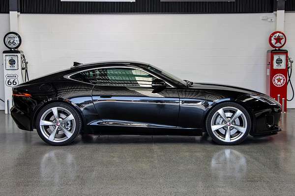 2019 Jaguar F-TYPE R-Dynamic 250kW X152