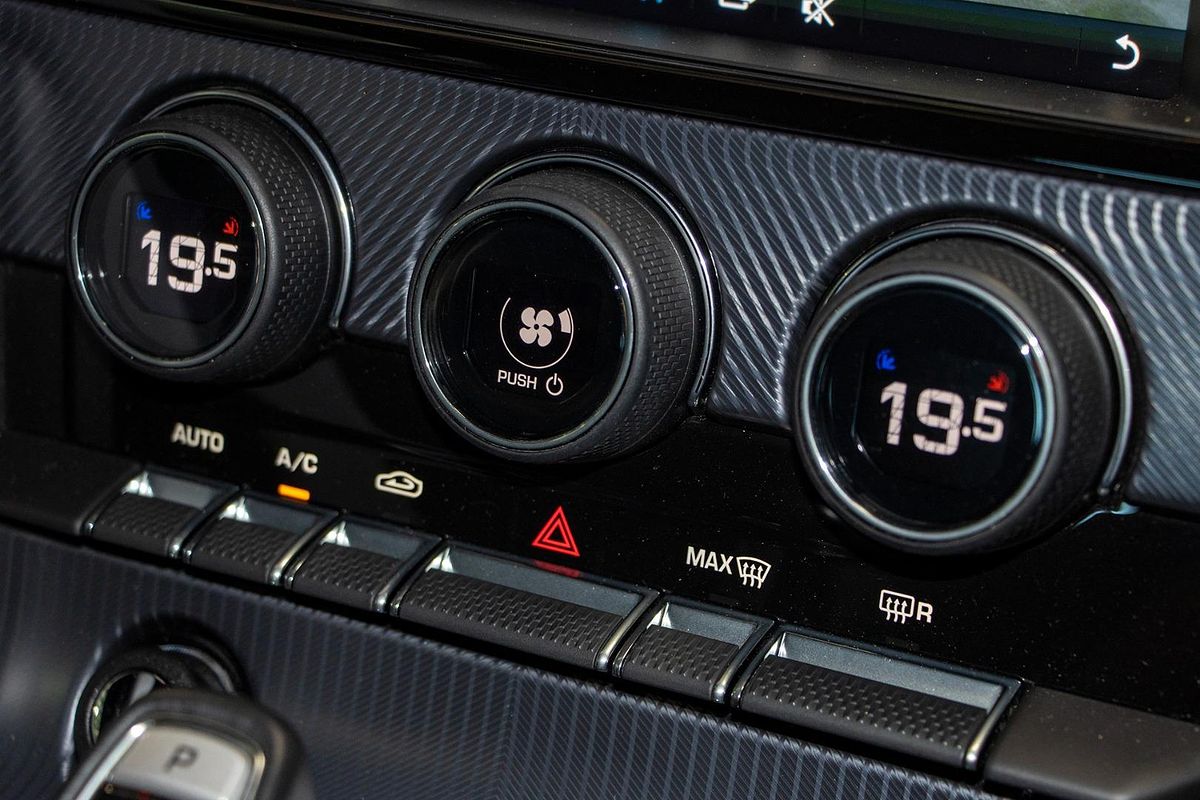 2019 Jaguar F-TYPE R-Dynamic 250kW X152