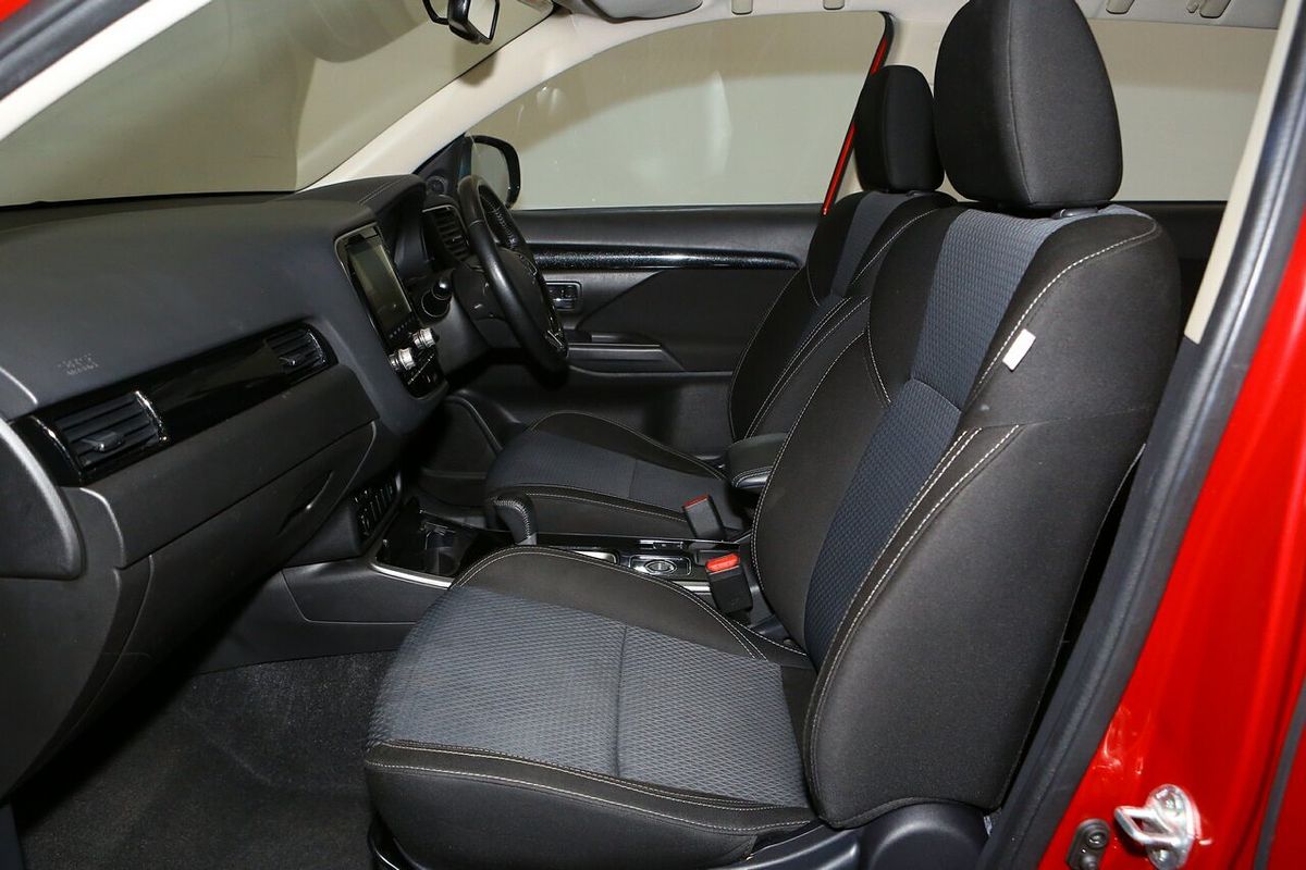 2019 Mitsubishi Outlander ES ZL