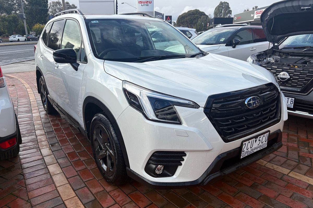 2025 Subaru Forester STI Sport S5