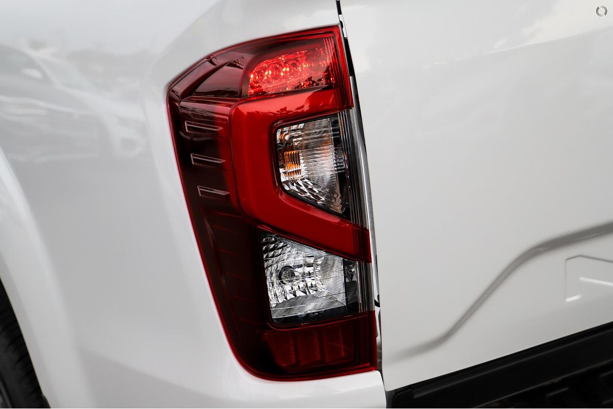 2024 Nissan Navara ST D23