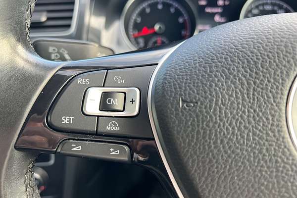 2017 Volkswagen Golf 110TSI 7.5