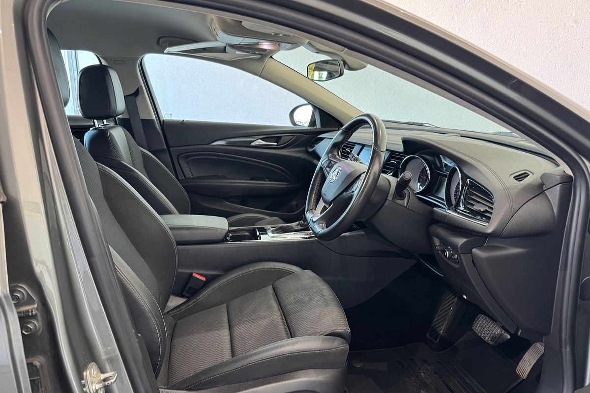 2017 Holden Commodore RS ZB
