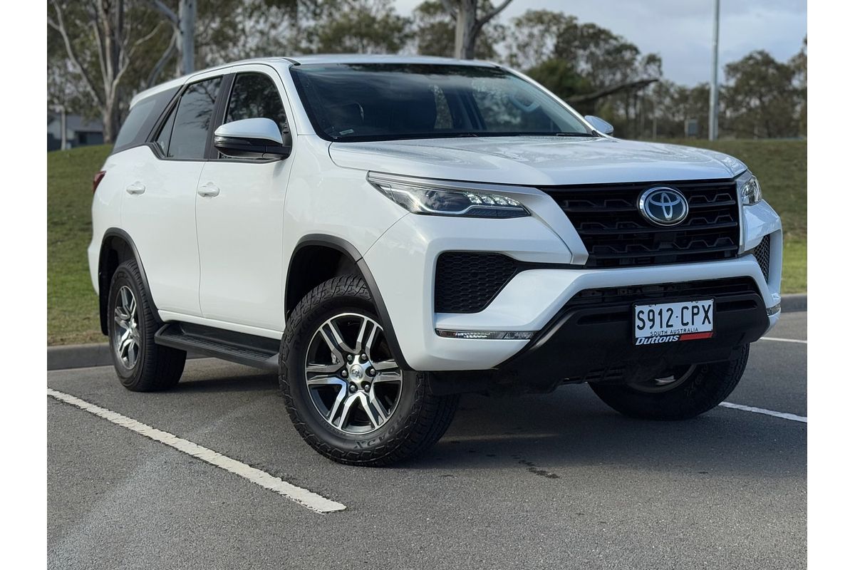 2022 Toyota Fortuner GX GUN156R