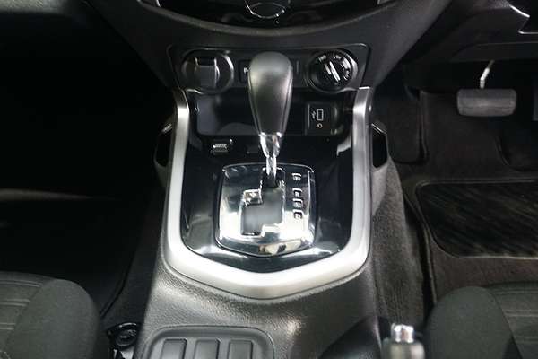 2024 Nissan Navara ST-X D23 4X4
