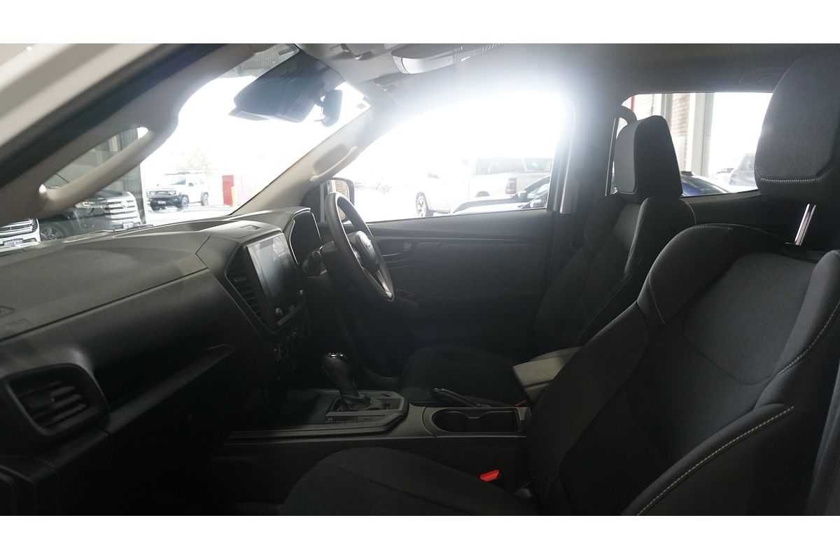 2025 Isuzu D-MAX SX 4X4