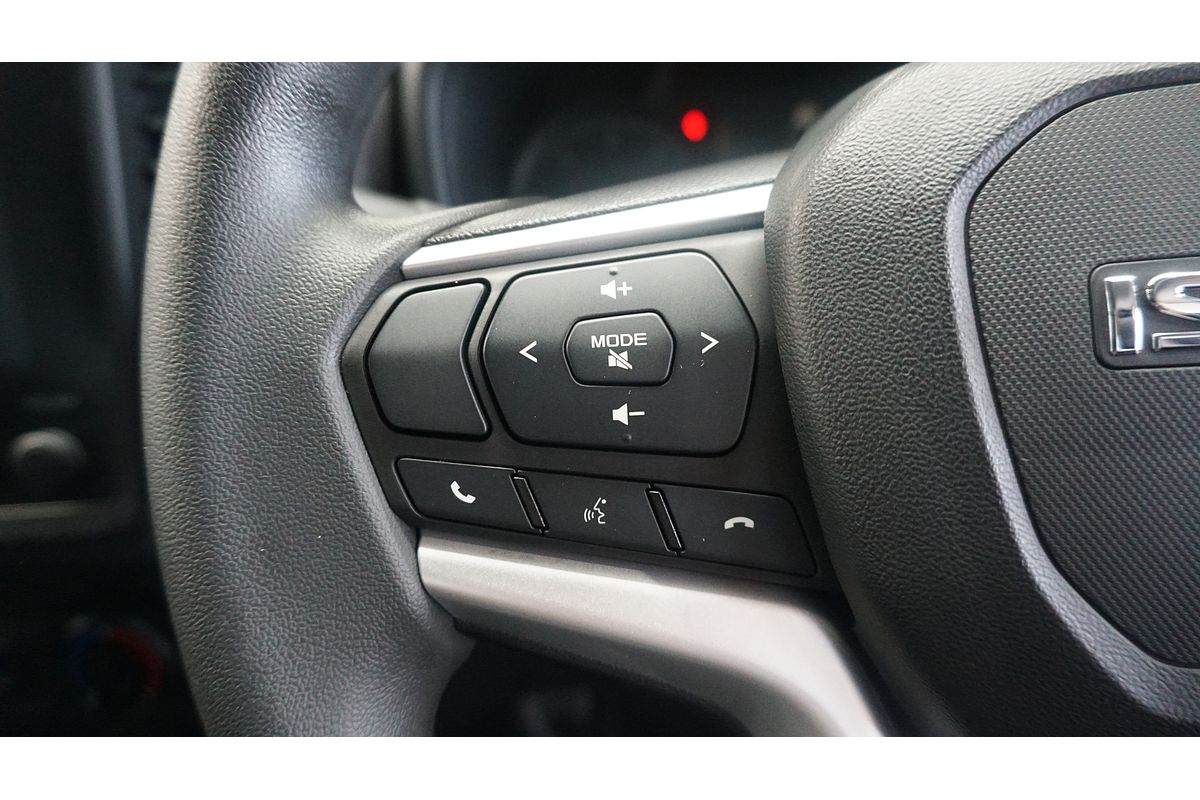 2025 Isuzu D-MAX SX 4X4