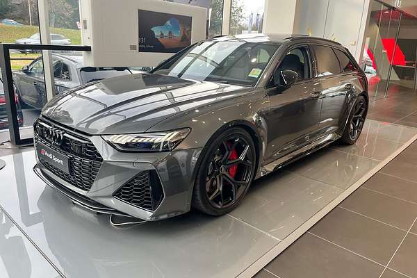 2025 Audi RS6 Performance C8
