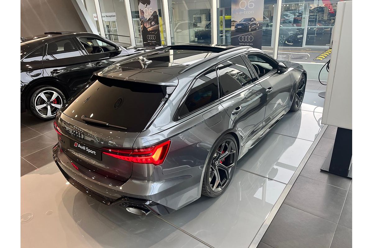 2025 Audi RS6 Performance C8