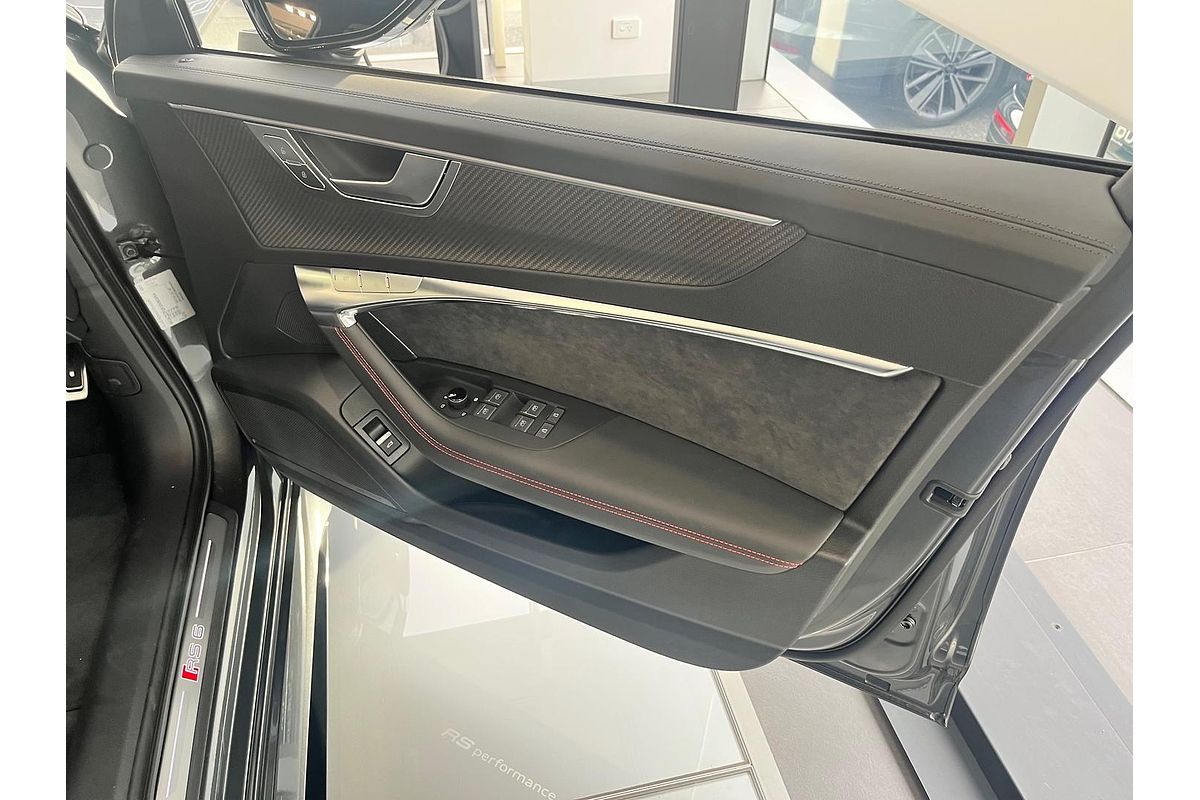 2025 Audi RS6 Performance C8