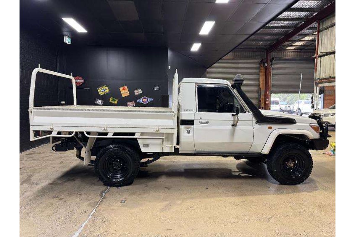 2012 Toyota Landcruiser GX VDJ200R