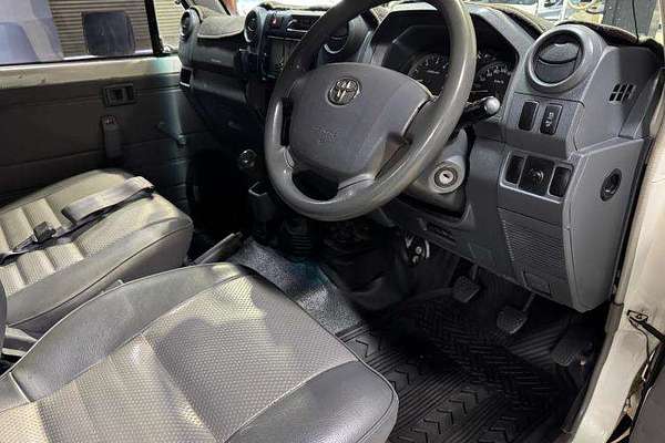 2012 Toyota Landcruiser GX VDJ200R