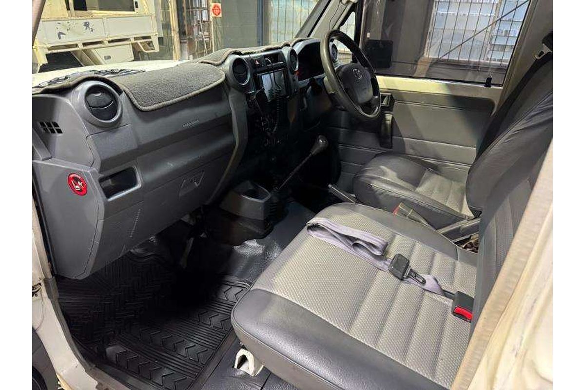2012 Toyota Landcruiser GX VDJ200R