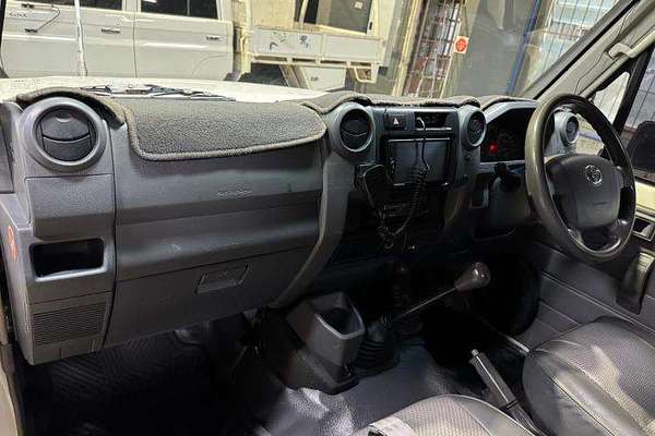 2012 Toyota Landcruiser GX VDJ200R