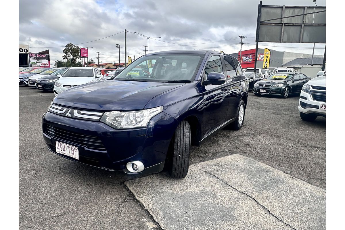 2012 Mitsubishi OUTLANDER LS ZJ