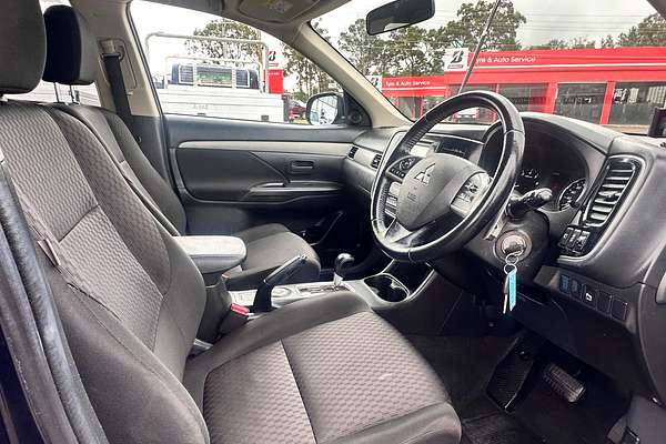 2012 Mitsubishi OUTLANDER LS ZJ