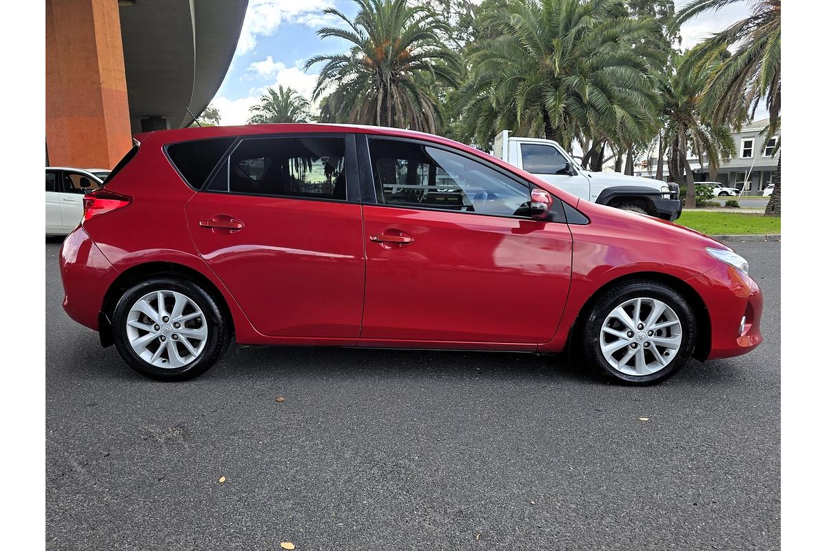 2013 Toyota Corolla Ascent Sport ZRE182R