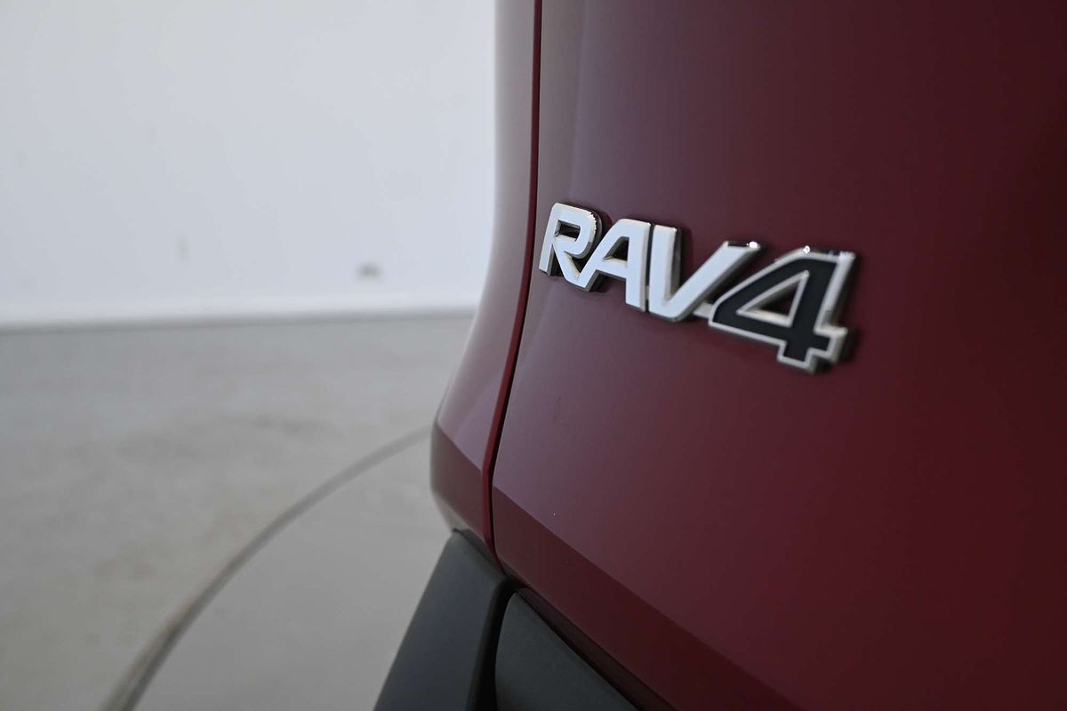 2020 Toyota RAV4 Cruiser AXAH54R