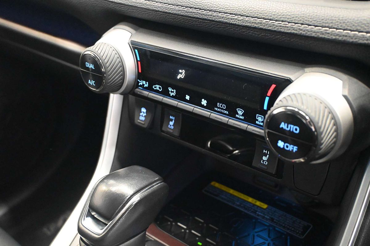 2020 Toyota RAV4 Cruiser AXAH54R