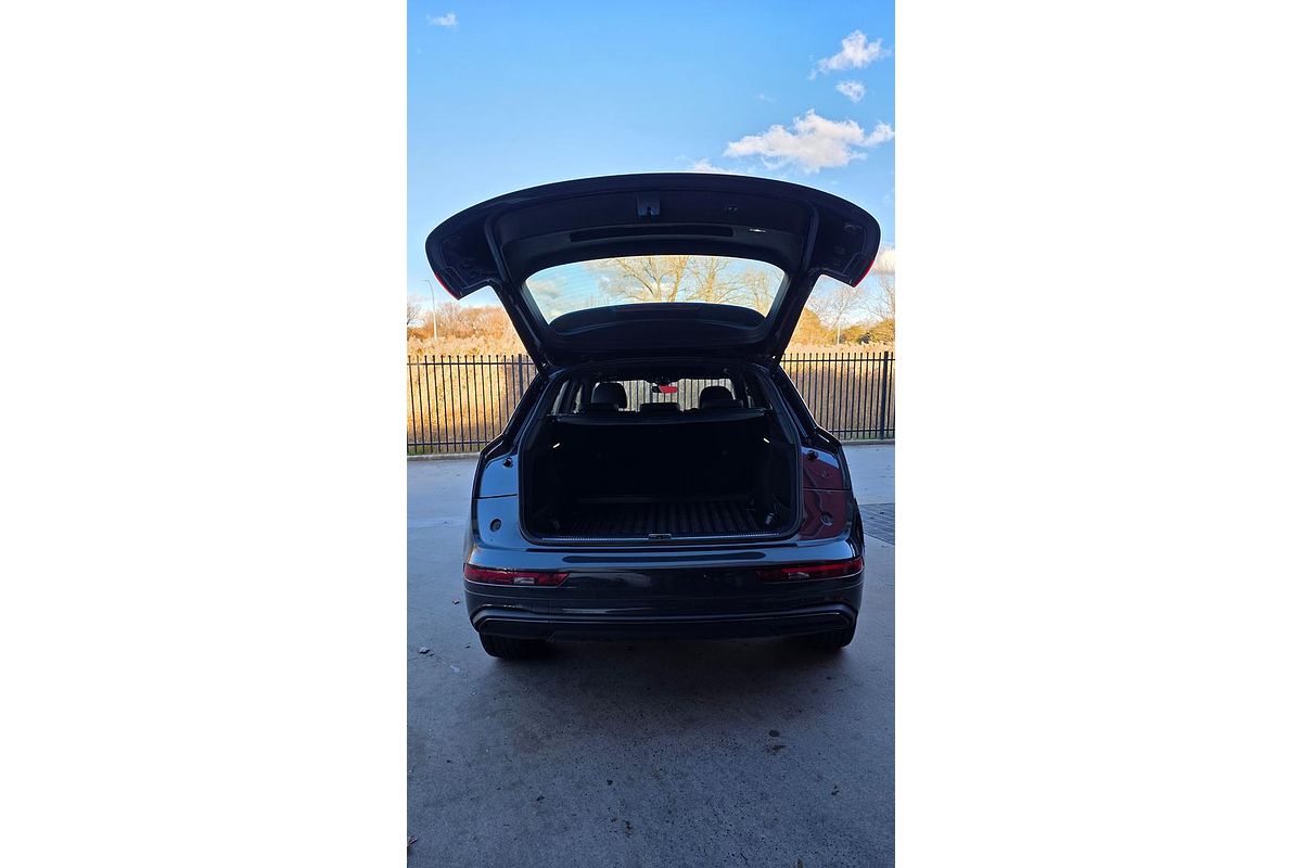 2021 Audi Q5 40 TDI Sport FY