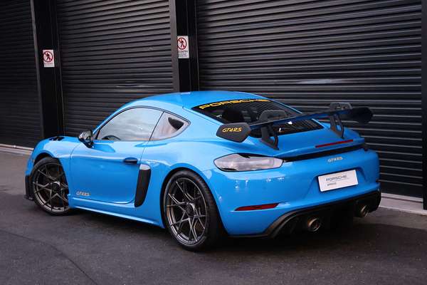2023 Porsche 718 Cayman GT4 RS 982