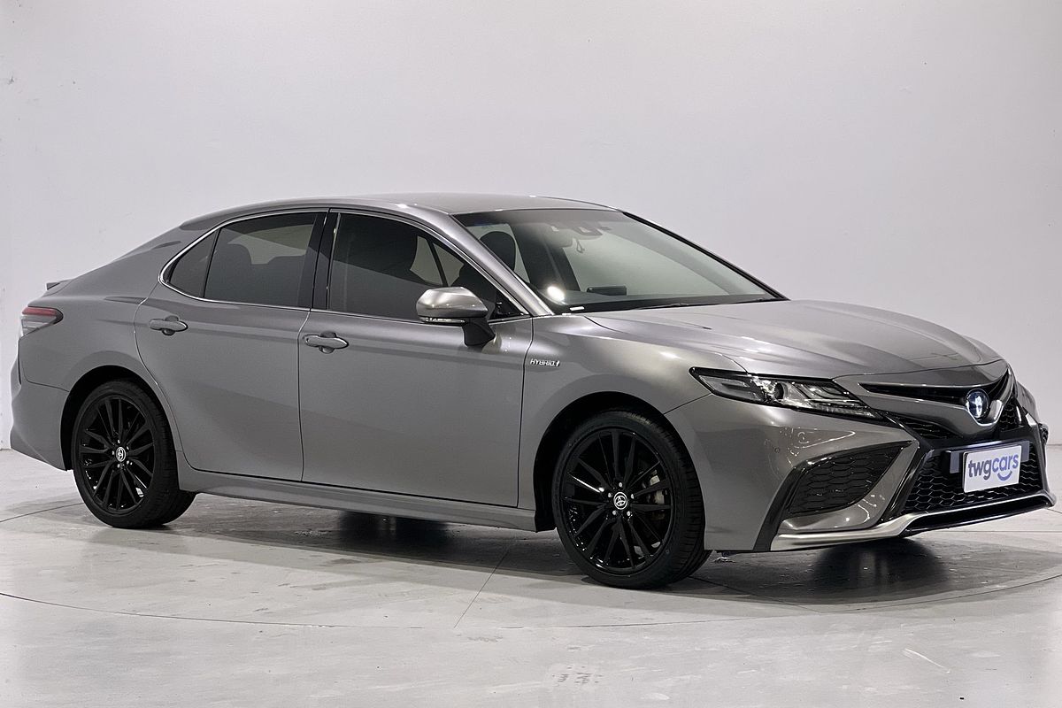 2021 Toyota Camry SX AXVH70R