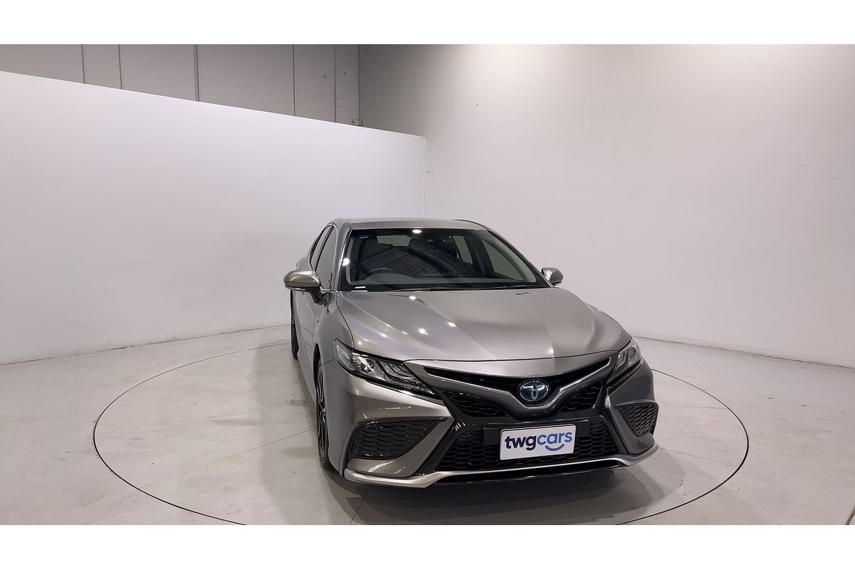 2021 Toyota Camry SX AXVH70R