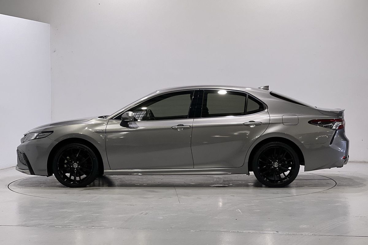 2021 Toyota Camry SX AXVH70R
