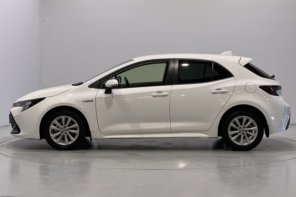 2023 Toyota Corolla SX Hybrid ZWE219R