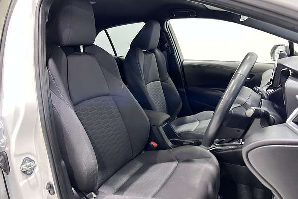 2023 Toyota Corolla SX Hybrid ZWE219R