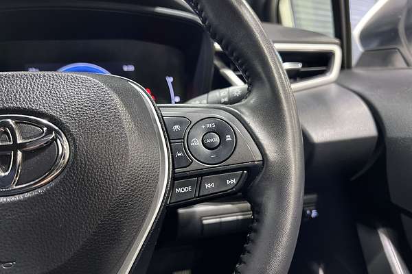 2023 Toyota Corolla SX Hybrid ZWE219R