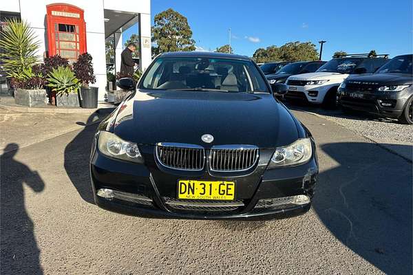 2007 BMW 3 Series 320i E90