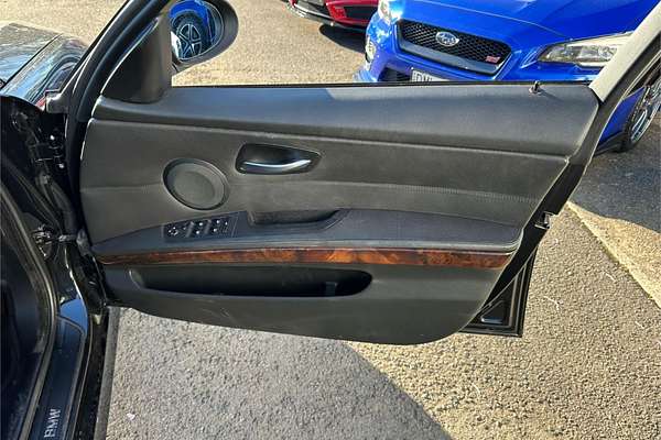 2007 BMW 3 Series 320i E90