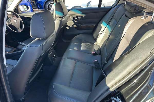 2007 BMW 3 Series 320i E90