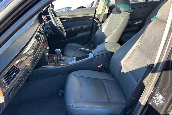 2007 BMW 3 Series 320i E90