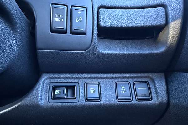 2015 Nissan Navara ST-X D23 4X4