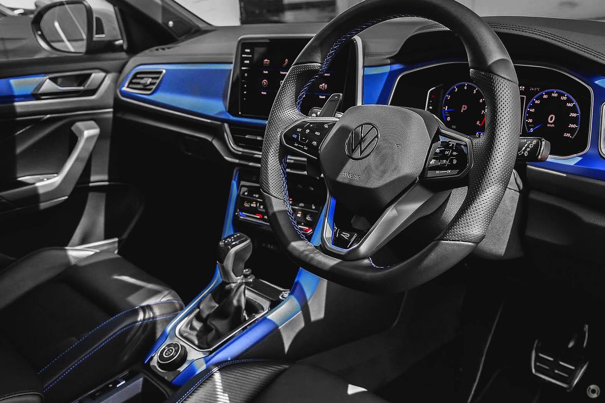 2023 Volkswagen T-Roc R D11
