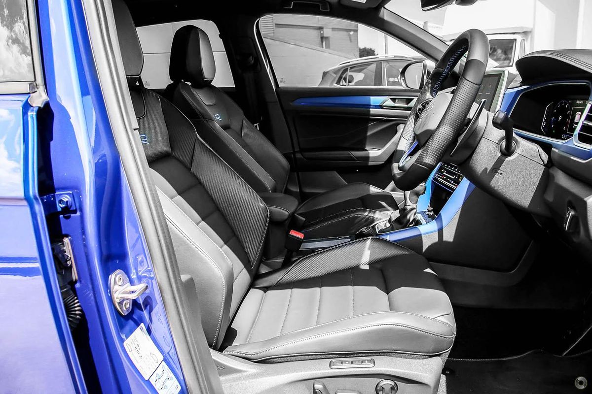 2023 Volkswagen T-Roc R D11