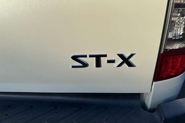 2015 Nissan Navara ST-X D23 4X4