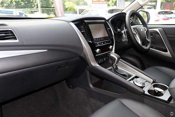 2024 Mitsubishi Pajero Sport Exceed QF