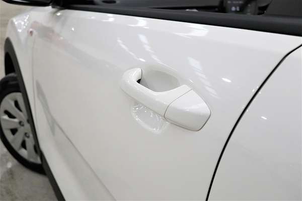 2022 Kia Stonic S YB