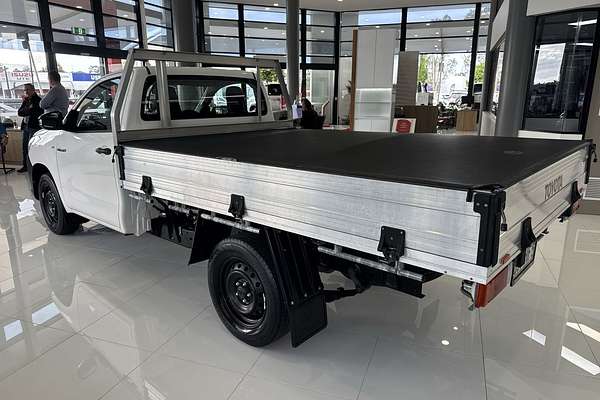 2017 Toyota Hilux Workmate TGN121R Rear Wheel Drive
