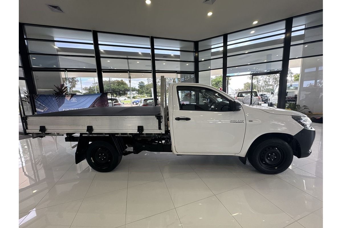 2017 Toyota Hilux Workmate TGN121R Rear Wheel Drive