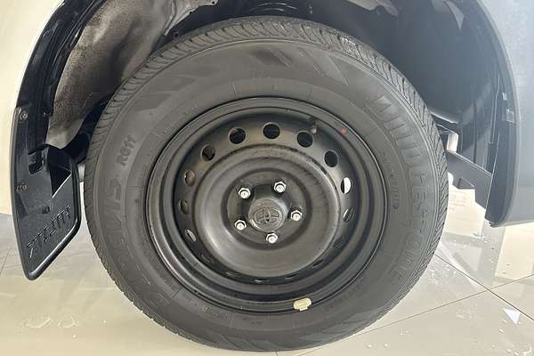 2017 Toyota Hilux Workmate TGN121R Rear Wheel Drive