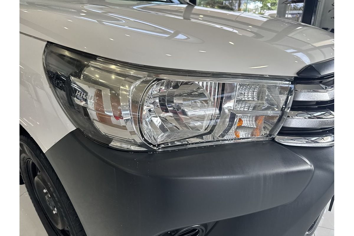 2017 Toyota Hilux Workmate TGN121R Rear Wheel Drive