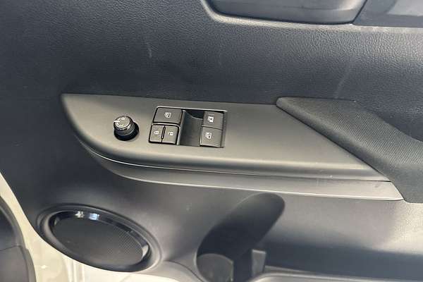 2017 Toyota Hilux Workmate TGN121R Rear Wheel Drive