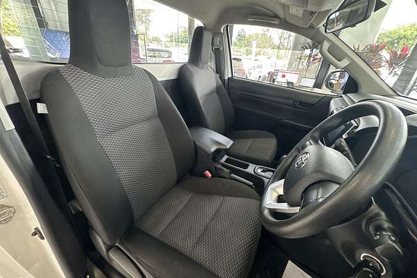 2017 Toyota Hilux Workmate TGN121R Rear Wheel Drive